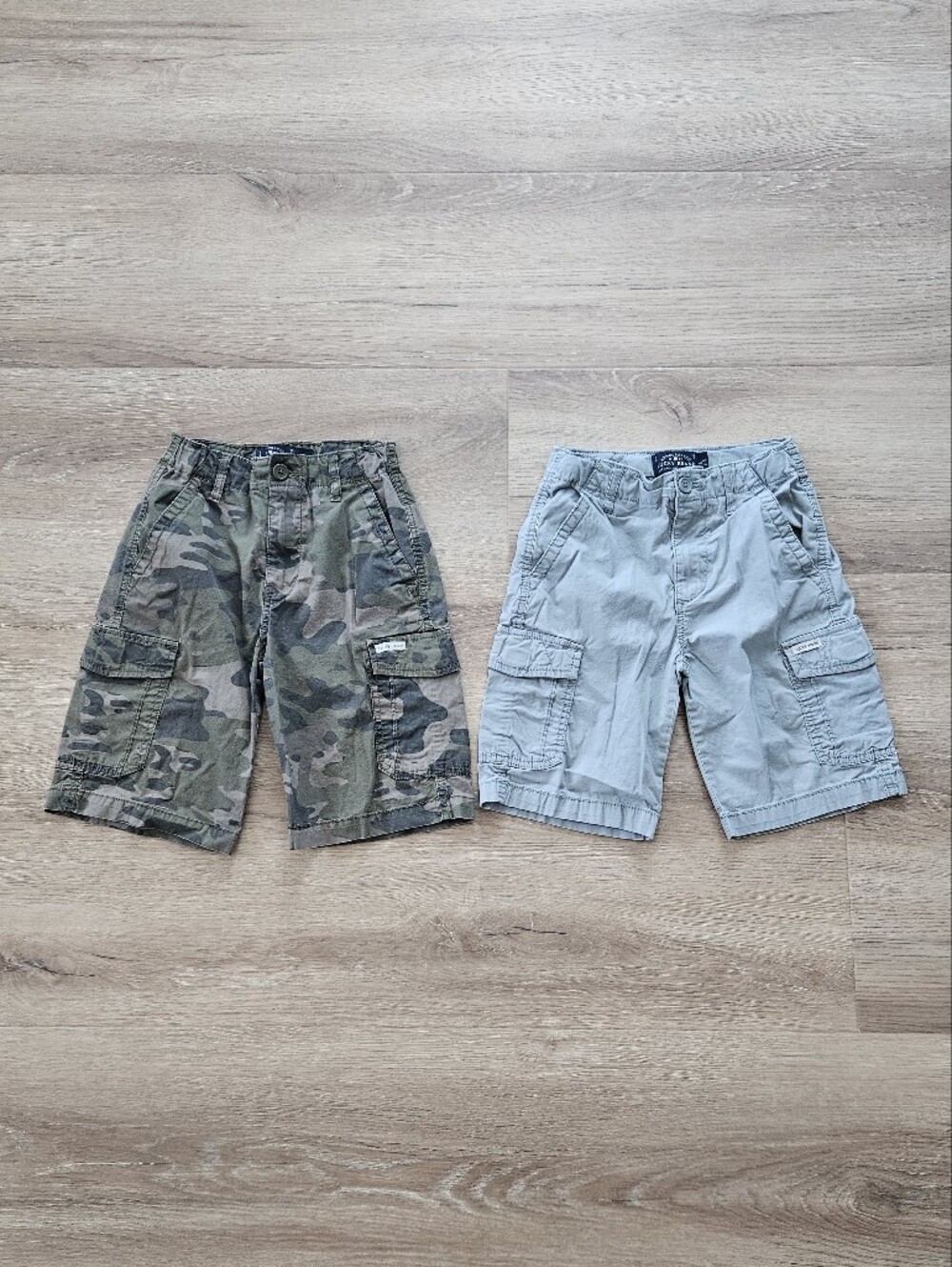 Lucky Brand Boys Cargo Shorts Size S - Light Gray and Camo